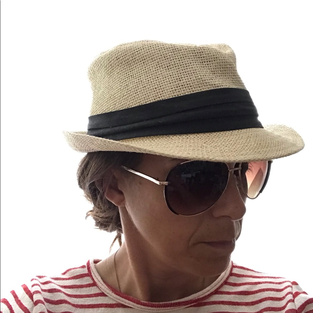 ❤️‍🔥 $5 ❤️‍🔥 or 3 /$12 ❤️‍🔥 Fedora